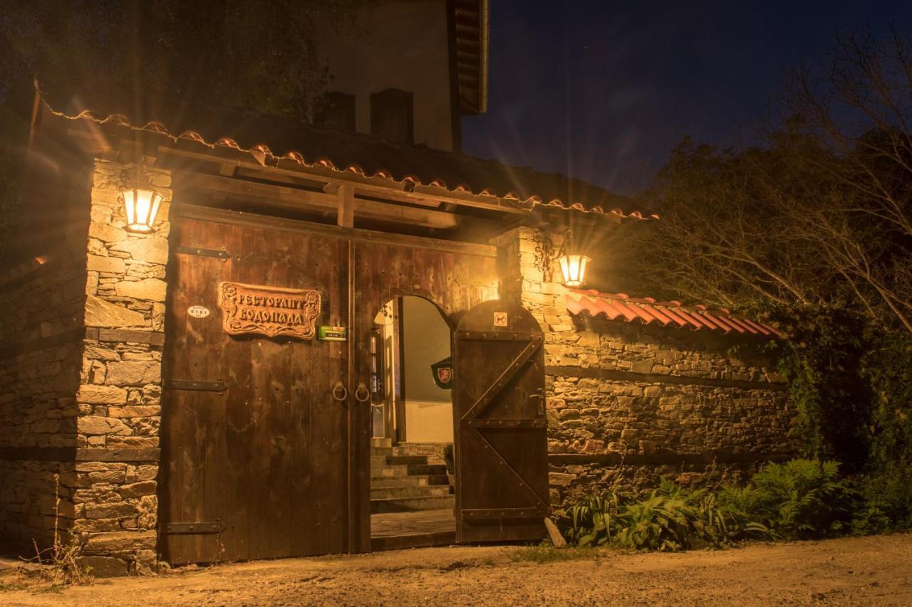 Комплекс Водопада Hotel Khrabrino Exterior photo